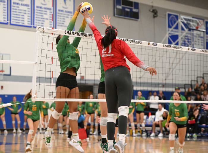 Mater Dei 3, Mira Costa 0 2023 girls vball SS D1 championship by Heston Quan 11-04-2023110420231 (3)